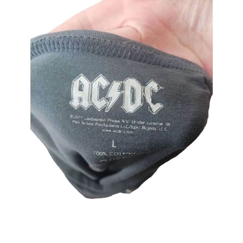 AC/ DC band tee Size large scoop neck women's - Picture 2 of 3